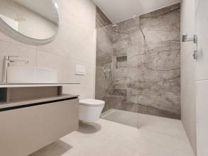 Thumbnail von Moderne Neubauwohnung nahe dem Meer