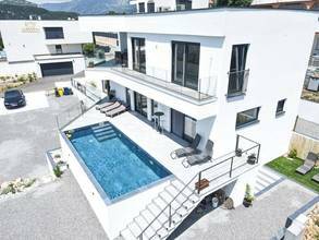 Thumbnail von Moderne Villa mit Pool und schönem Meerblick