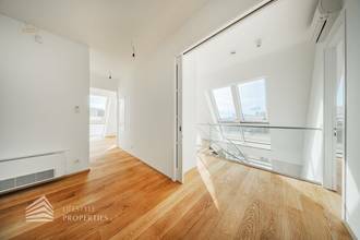 Thumbnail von Exklusives 4-Zimmer Penthouse mit zwei Terrassen, Nähe Oper