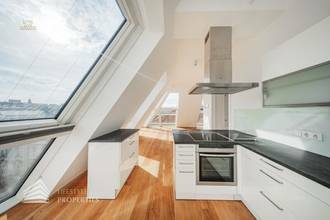 Thumbnail von Exklusives 4-Zimmer Penthouse mit zwei Terrassen, Nähe Oper