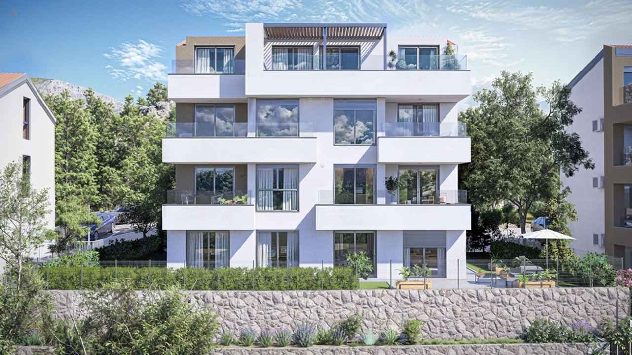 Moderne Neubauwohnungen nahe dem Meeresufer