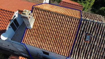 Thumbnail von Mediterranes Steinhaus in attraktiver Lage - zur Renovierung