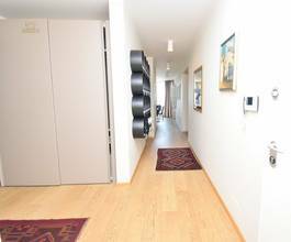 Thumbnail von Luxuriöses Penthouse mit privater Dachterrasse und traumhaftem Meerblick