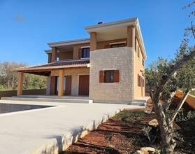 Mediterranes Steinhaus mit Swimmingpool und Meerblick, Region Porec