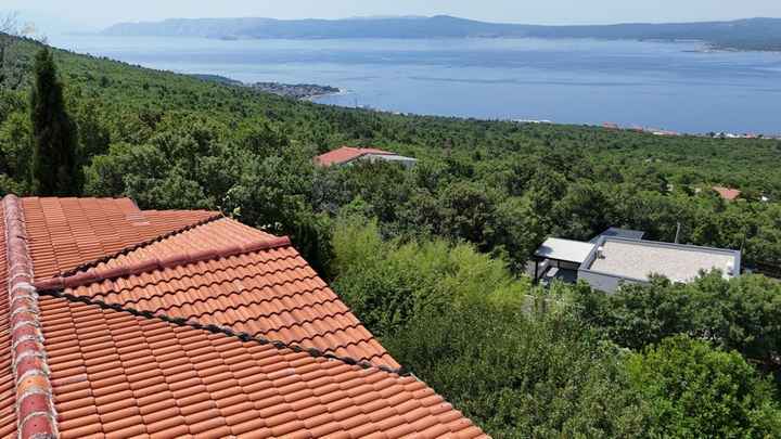 Haus in ruhiger Lage mit schönem Meerblick
