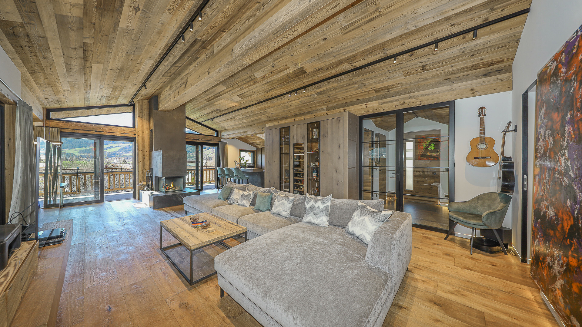 Luxus-Penthouse mit Panoramablick in sonniger Top-Ruhelage