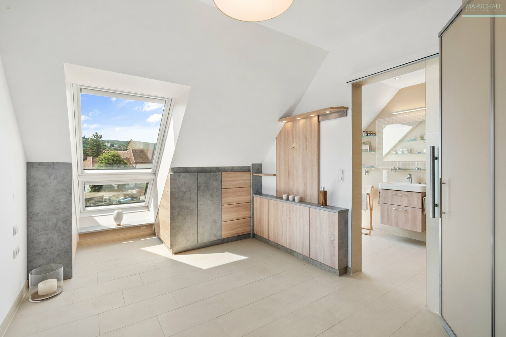 Thumbnail von 2-Zimmer-Penthouse in ERSTBEZUGS-Qualität mit Terrasse und Garage in Toplage