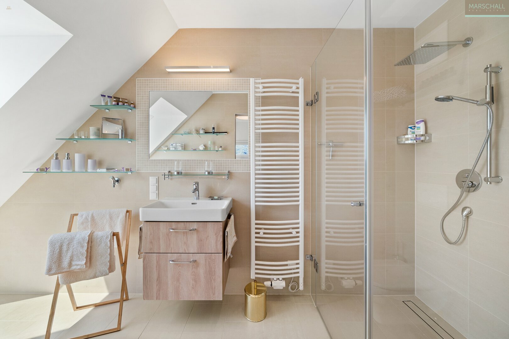 Thumbnail von 2-Zimmer-Penthouse in ERSTBEZUGS-Qualität mit Terrasse und Garage in Toplage