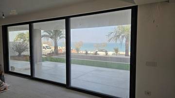 Thumbnail von Exklusive Erdgeschosswohnung mit Garten und Pool - 1. Reihe zum Meer