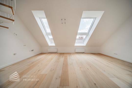 Helle 2-Zimmer-Maisonettewohnung, Nähe Wiedner Hauptstraße