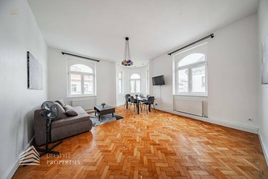 Helle 2-Zimmer Wohnung, Nähe Meiselmarkt