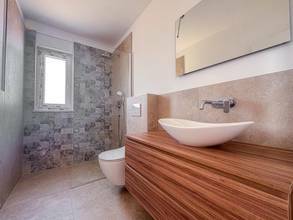 Thumbnail von Maisonettewohnung mit Garten und Swimmingpool