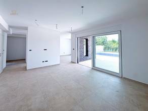 Thumbnail von Maisonettewohnung mit Garten und Swimmingpool