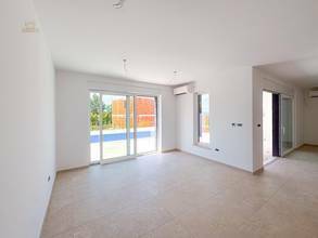 Thumbnail von Maisonettewohnung mit Garten und Swimmingpool