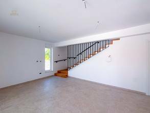 Thumbnail von Maisonettewohnung mit Garten und Swimmingpool