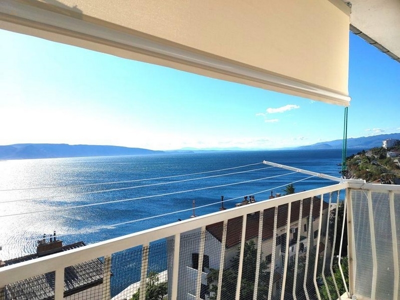 Wohnung mit schönem Blick auf das Meer