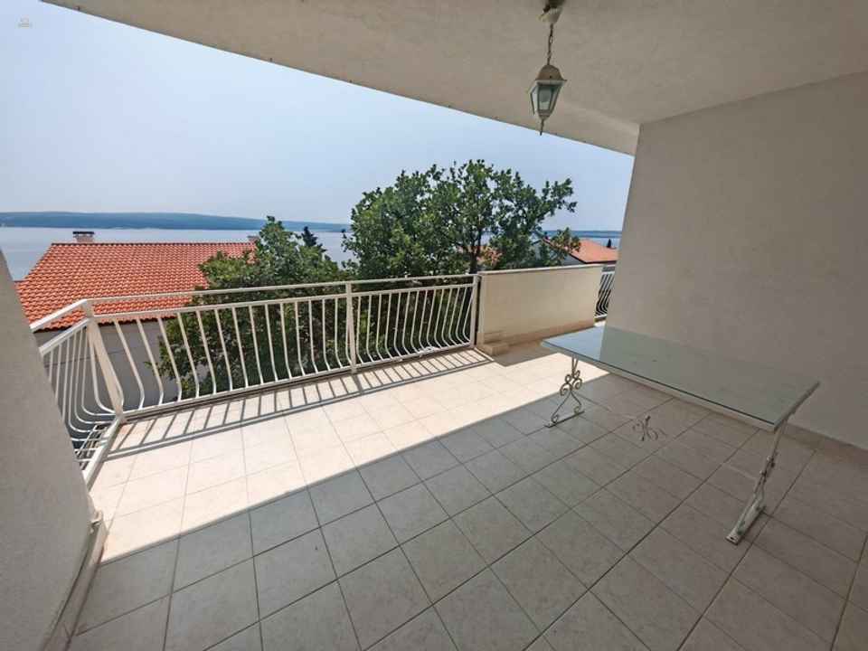 Geräumige Wohnung nahe dem Meer