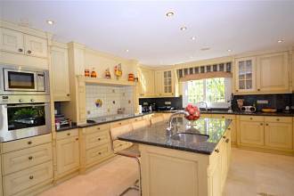 Thumbnail von Luxus-Villa in Nueva Andalucia R2755226