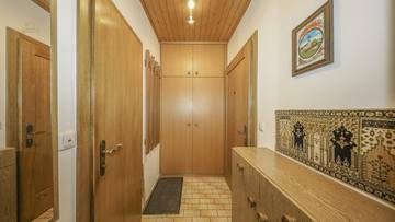 Thumbnail von Renditeobjekt - 3-Zimmerwohnung in zentrumsnaher Ruhelage