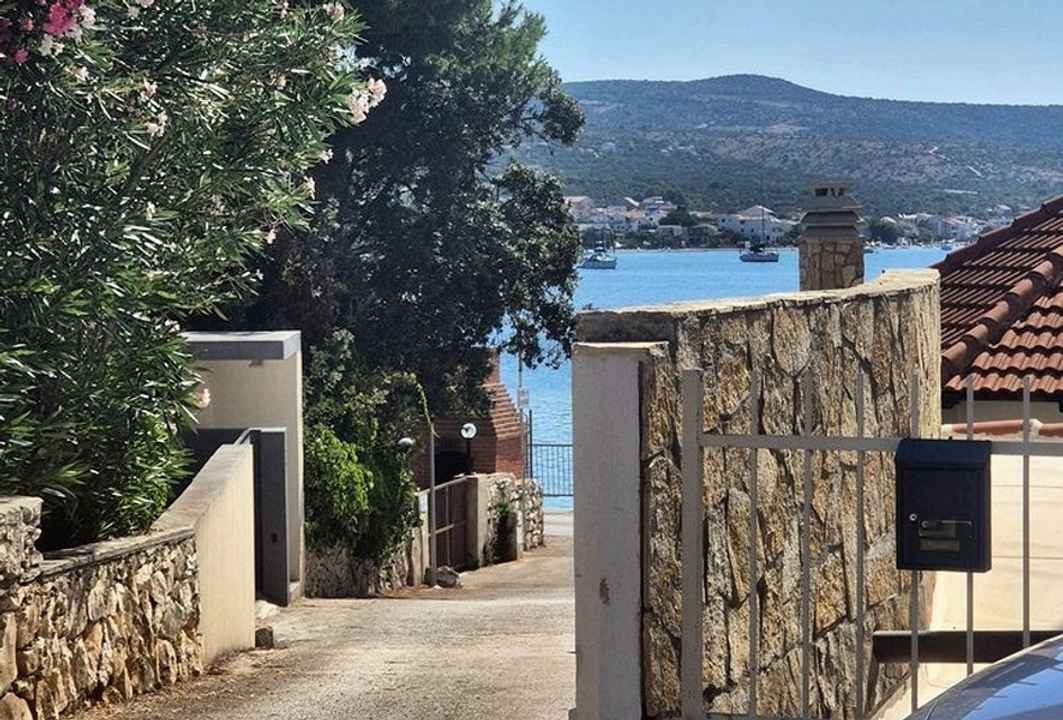 Erdgeschosswohnung in attraktiver Lage nahe dem Meer