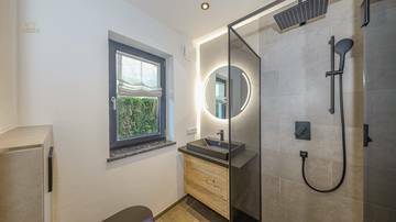 Thumbnail von Ekskluzywny domek z basenem bezpośrednio przy polu golfowym