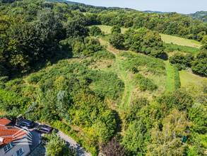 Thumbnail von ウィーンの門の前 - 農業用地としての評価がされている緑地