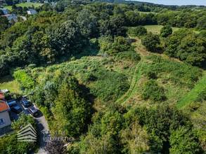 Thumbnail von ウィーンの門の前 - 農業用地としての評価がされている緑地