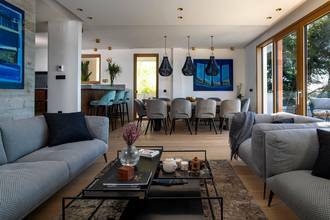 Thumbnail von Luxusní vila v mimořádné poloze s výhledem na historické centrum a moře