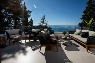 Thumbnail von Luxusní vila v mimořádné poloze s výhledem na historické centrum a moře