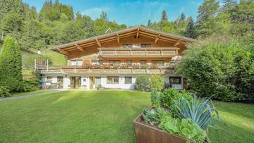 Thumbnail von Großzügiges Mehrfamilienhaus mit 3 Wohnungen