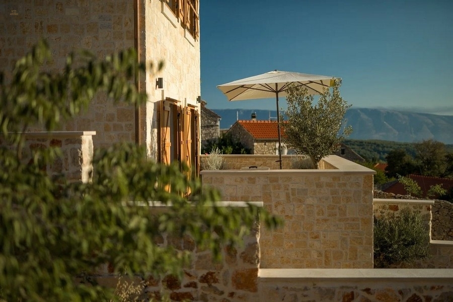 Thumbnail von Mediterranes Steinhaus mit schönem Blick