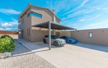 Thumbnail von Moderne Villa mit mediterranen Elementen und Swimmingpool, Region Umag