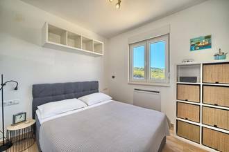 Thumbnail von Erdgeschosswohnung mit Garten und Meerblick