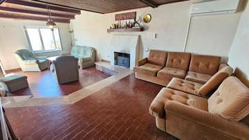 Thumbnail von Haus mit zwei Wohnungen - zur Renovierung