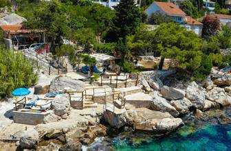 Thumbnail von Haus mit mehreren Wohnungen in traumhafter Lage direkt am Meeresufer