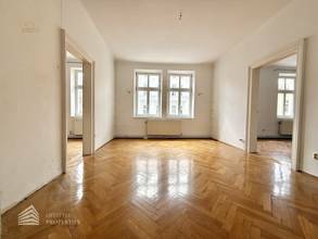 Thumbnail von Helle Wohnung mit Balkon auf ganzer Etage zzgl. Rohdachboden, Nähe Einsiedlerpark