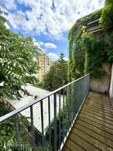 Thumbnail von Helle Wohnung mit Balkon auf ganzer Etage zzgl. Rohdachboden, Nähe Einsiedlerpark