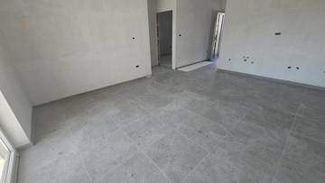 Thumbnail von Neue Wohnung nahe dem Meer