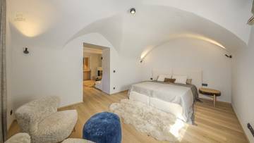 Thumbnail von Exklusive Wohnung in historischem Stadthaus