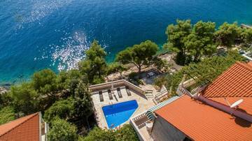 Mediterrane Villa direkt am Meer