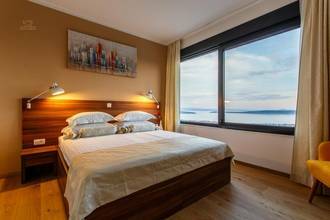 Thumbnail von Moderne Luxusvilla mit Pool und Meerblick, Region Split