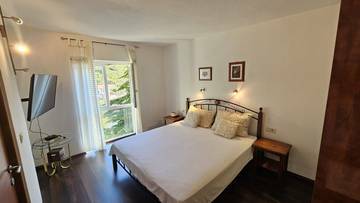 Thumbnail von Doppelhaushälfte direkt am Meeresufer, Region Senj