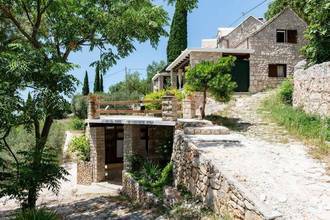 Thumbnail von Mediterranes Steinhaus mit Panorama-Meerblick