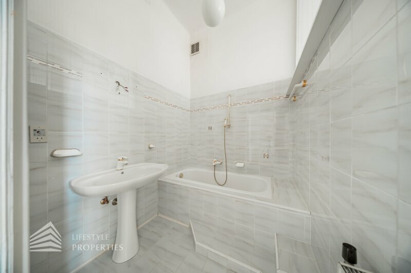 Thumbnail von Schöne 4-Zimmer Wohnung mit Balkon, Nähe Westbahnhof