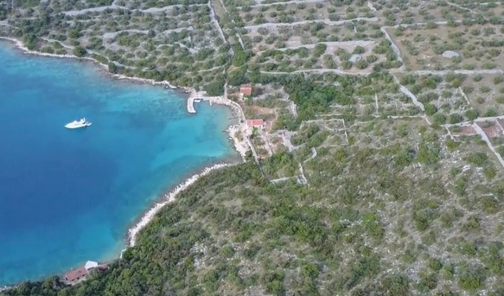 Thumbnail von Landwirtschaftliches Grundstück mit Entwicklungsmöglichkeiten inkl. kleiner Insel