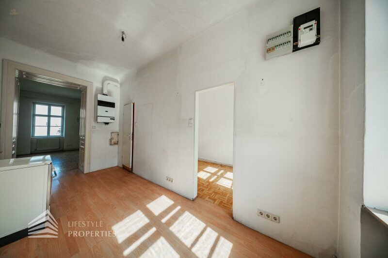 Thumbnail von Helle Garconniere, Nähe Mariahilfer Straße