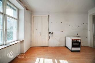 Thumbnail von Helle Garconniere, Nähe Mariahilfer Straße