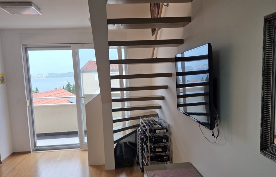 Thumbnail von Möblierte Maisonettewohnung mit Meerblick