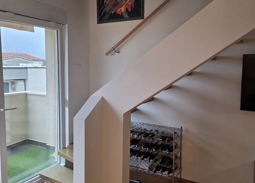 Thumbnail von Möblierte Maisonettewohnung mit Meerblick