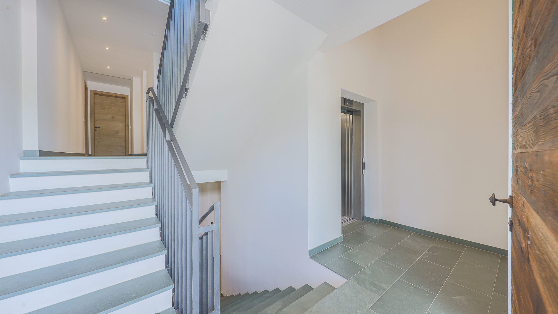 Thumbnail von Neuwertige Wohnung in Traum-Sonnen-Ruhelage